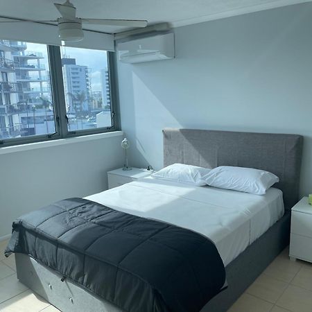 Beachfront Towers Maroochydore Exterior foto
